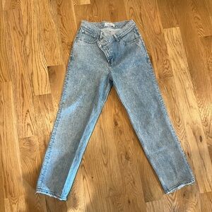 Abercrombie Criss Cross 90s Straight Jean